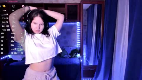 Lisa online show from November 10, 2025, 4:39 pm