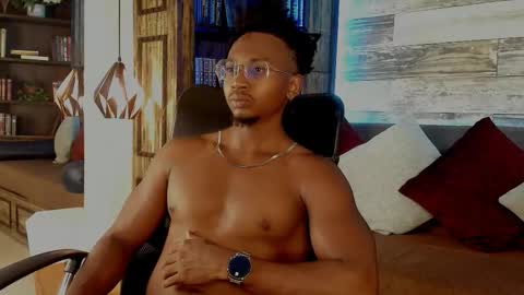   online show from November 8, 2025, 3:50 am