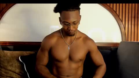   online show from November 13, 2025, 3:05 am