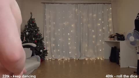 Snapshot of jame_flow chatting on January 6, 2025, 12:59 am Hey there Im Jame online show from January 6, 2025, 12:59 am