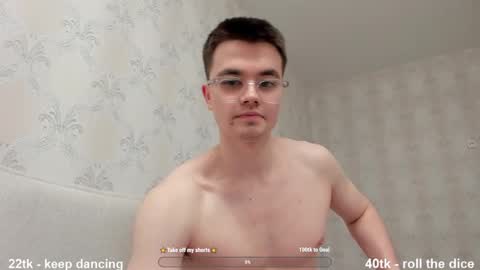 Snapshot of jame_flow chatting on February 21, 2025, 8:16 pm Hey there Im Jame online show from February 21, 2025, 8:16 pm