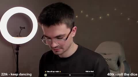 Snapshot of jame_flow chatting on March 1, 2025, 3:10 am Hey there Im Jame online show from March 1, 2025, 3:10 am