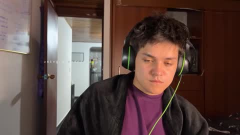 Snapshot of james__taylor21 chatting on September 16, 2025, 1:39 am JAMES TAYLOR online show from September 16, 2025, 1:39 am