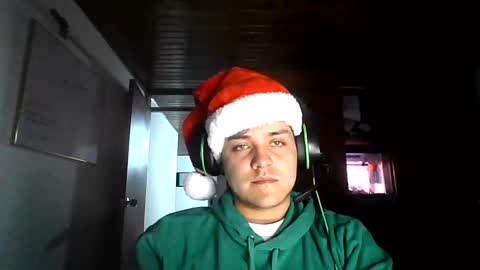 Snapshot of james__taylor21 chatting on November 6, 2025, 1:17 am JAMES TAYLOR online show from November 6, 2025, 1:17 am