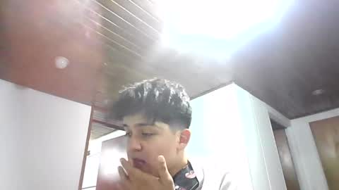 Snapshot of james__taylor21 chatting on November 20, 2025, 1:39 am JAMES TAYLOR online show from November 20, 2025, 1:39 am