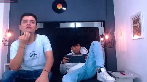 James y Kenet online show from February 25, 2026, 12:04 pm