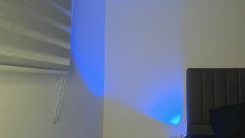 Snapshot of james_and_max chatting on May 28, 2026, 1:25 am james_and_max online show from May 28, 2026, 1:25 am