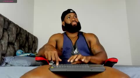 Snapshot of james_bbcmuscle chatting on April 21, 2026, 11:18 pm James BBC online show from April 21, 2026, 11:18 pm