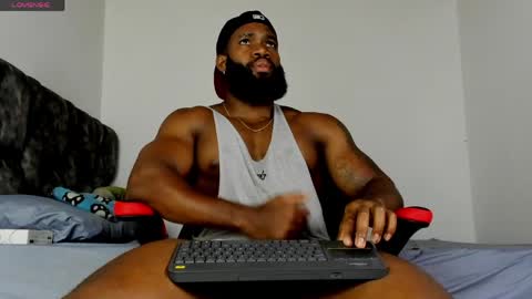Snapshot of james_bbcmuscle chatting on May 15, 2026, 11:45 pm James BBC online show from May 15, 2026, 11:45 pm