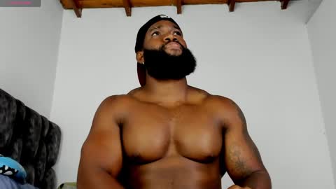 Snapshot of james_bbcmuscle chatting on May 19, 2026, 10:38 pm James BBC online show from May 19, 2026, 10:38 pm