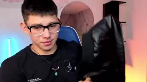 james_cr online show from July 8, 2026, 12:53 pm