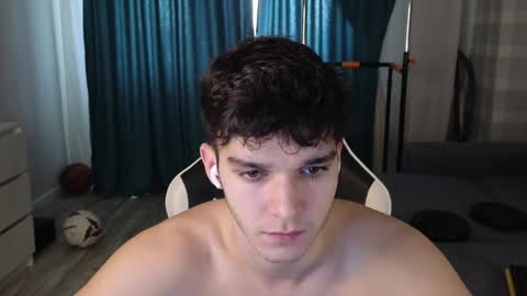 Snapshot of james_friends chatting on January 29, 2025, 12:45 pm James online show from January 29, 2025, 12:45 pm