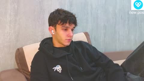 Snapshot of james_friends chatting on February 3, 2025, 8:35 pm James online show from February 3, 2025, 8:35 pm