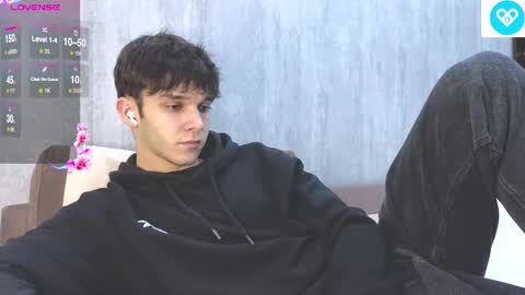 Snapshot of james_friends chatting on February 15, 2025, 8:54 pm James online show from February 15, 2025, 8:54 pm