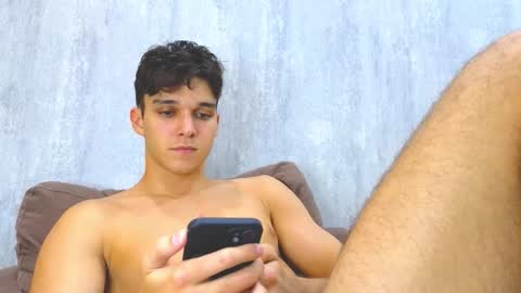 Snapshot of james_friends chatting on September 11, 2025, 8:53 pm James online show from September 11, 2025, 8:53 pm
