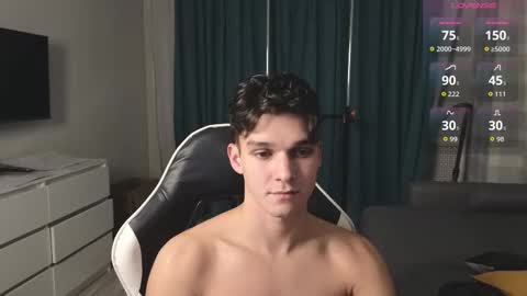 Snapshot of james_friends chatting on October 3, 2025, 8:50 pm James online show from October 3, 2025, 8:50 pm