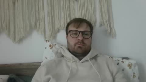 Snapshot of james_heron chatting on February 28, 2025, 12:52 pm James Heron online show from February 28, 2025, 12:52 pm