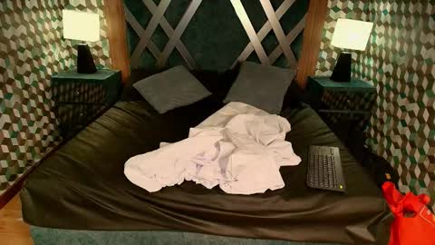 james_morrisonm online show from February 7, 2026, 3:21 am