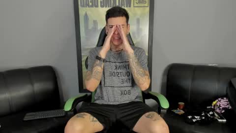 Snapshot of jamesinked_ chatting on December 8, 2024, 8:47 pm Jamesinked online show from December 8, 2024, 8:47 pm