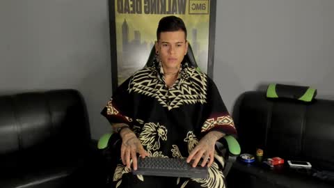 Snapshot of jamesinked_ chatting on January 3, 2025, 6:33 am Jamesinked online show from January 3, 2025, 6:33 am