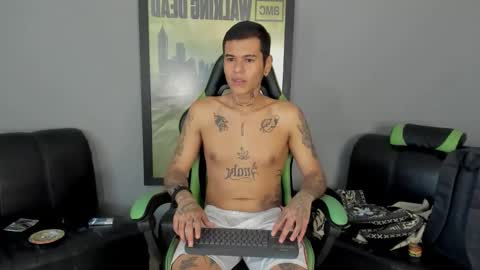 Snapshot of jamesinked_ chatting on February 6, 2025, 5:19 pm Jamesinked online show from February 6, 2025, 5:19 pm