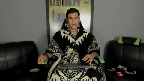 Snapshot of jamesinked_ chatting on February 27, 2025, 3:04 am Jamesinked online show from February 27, 2025, 3:04 am