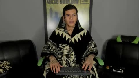 Snapshot of jamesinked_ chatting on March 7, 2025, 2:15 am Jamesinked online show from March 7, 2025, 2:15 am