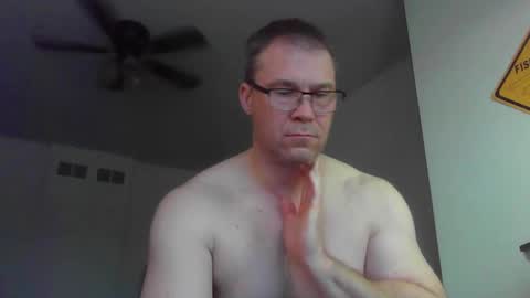 Snapshot of jamesjewels chatting on November 25, 2025, 2:50 pm jamesjewels online show from November 25, 2025, 2:50 pm