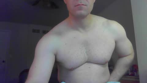 Snapshot of jamesjewels chatting on November 30, 2025, 3:38 pm jamesjewels online show from November 30, 2025, 3:38 pm