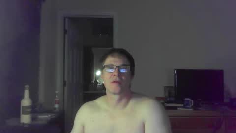 Snapshot of jamesjewels chatting on February 2, 2026, 3:16 am jamesjewels online show from February 2, 2026, 3:16 am