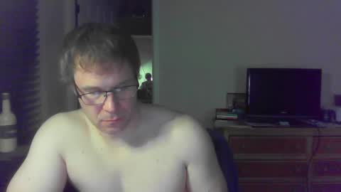 Snapshot of jamesjewels chatting on February 20, 2026, 2:30 am jamesjewels online show from February 20, 2026, 2:30 am