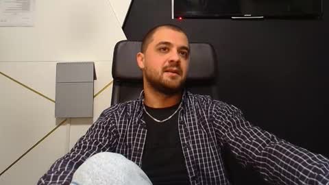 JamesMyers online show from November 25, 2025, 5:07 am