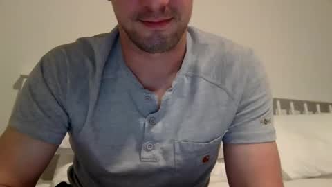 jamesnewtron online show from November 12, 2025, 2:56 am