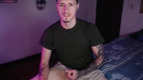 jamesss____ online show from November 20, 2025, 6:51 pm