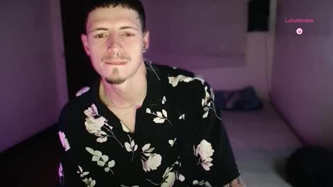 jamesss____ online show from November 22, 2025, 4:00 am
