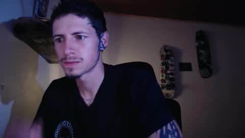 jamesss____ online show from December 15, 2025, 2:05 am