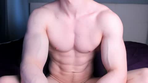 Snapshot of jamesstong chatting on December 31, 2024, 9:10 am James Strong online show from December 31, 2024, 9:10 am