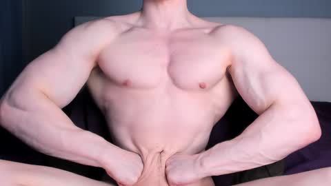 Snapshot of jamesstong chatting on February 2, 2025, 10:17 pm James Strong online show from February 2, 2025, 10:17 pm