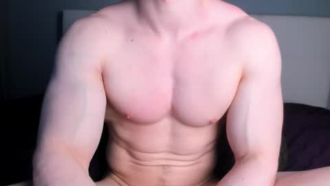 Snapshot of jamesstong chatting on October 28, 2025, 9:39 pm James Strong online show from October 28, 2025, 9:39 pm