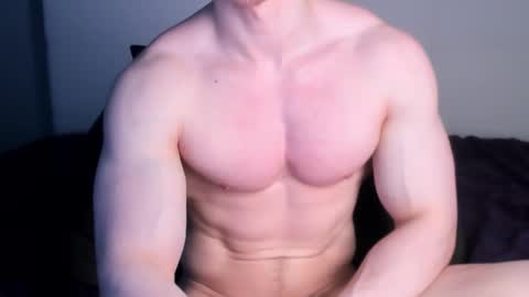 Snapshot of jamesstong chatting on October 31, 2025, 9:16 pm James Strong online show from October 31, 2025, 9:16 pm