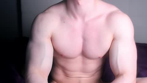 Snapshot of jamesstong chatting on November 10, 2025, 4:17 pm James Strong online show from November 10, 2025, 4:17 pm