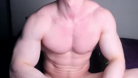 Snapshot of jamesstong chatting on November 14, 2025, 10:07 pm James Strong online show from November 14, 2025, 10:07 pm