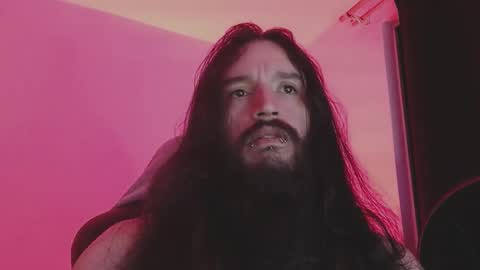 Snapshot of jamesvladi chatting on January 11, 2025, 12:33 am vlad online show from January 11, 2025, 12:33 am