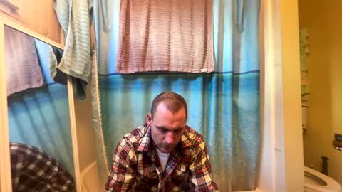 Snapshot of jameswebbscope chatting on November 1, 2025, 4:31 pm Jameswebbscope online show from November 1, 2025, 4:31 pm