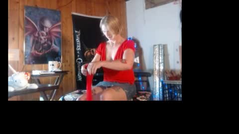 Jamie Bottoms online show from April 3, 2026, 12:36 pm