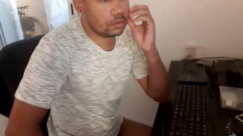 Snapshot of jamielonnas chatting on March 2, 2026, 4:58 am Jamie Lonnas online show from March 2, 2026, 4:58 am