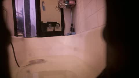 Bootyshows online show from October 19, 2025, 2:29 pm