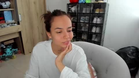 jane_ady online show from March 4, 2025, 1:28 pm