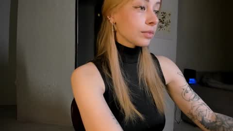 Snapshot of jane_bright chatting on January 29, 2025, 7:43 pm Jane online show from January 29, 2025, 7:43 pm