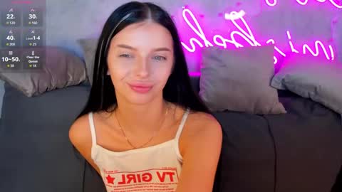 Eva online show from November 5, 2025, 12:54 am